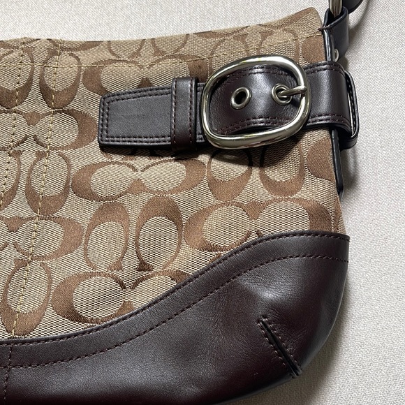 Authentic Coach Shoulder Bag - Picture 4 of 15